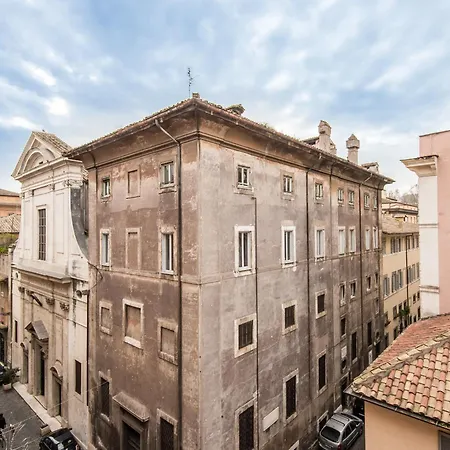 Spacious 2br In The Historic Center アパート