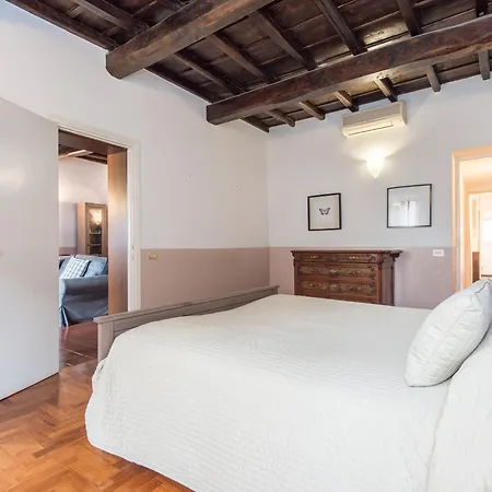 Spacious 2br In The Historic Center *