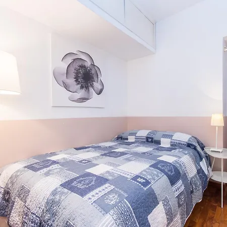 Spacious 2br In The Historic Center Apartman