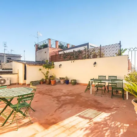 Apartman Spacious 2br In The Historic Center