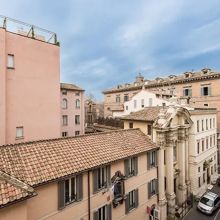 Spacious 2br In The Historic Center * ローマ