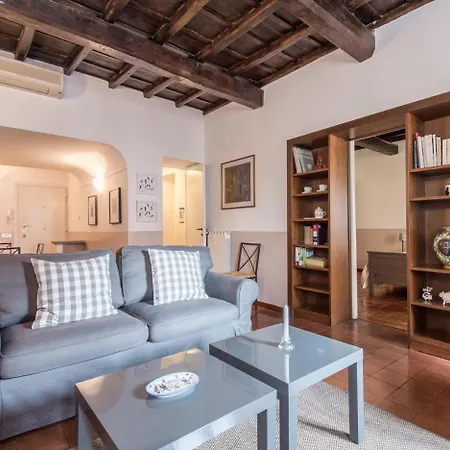 Spacious 2br In The Historic Center アパート *