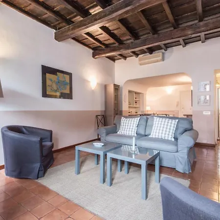 Apartman Spacious 2br In The Historic Center