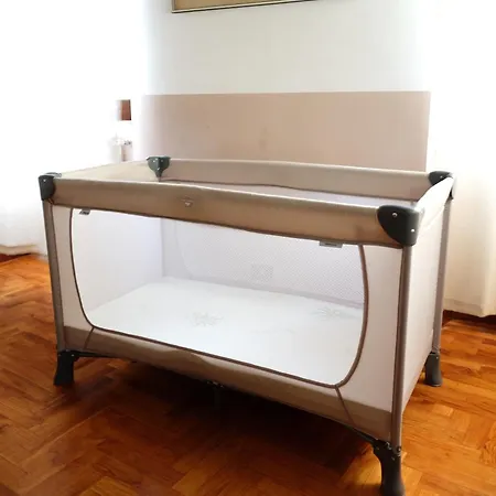 Spacious 2br In The Historic Center Apartman Róma